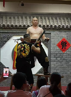 大刀剁腹